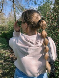 Look Festival, Braid Hairstyle, Summer Hairstyles For Medium Hair, Easy Summer Hairstyles, Hair Stylies, Penteado Cabelo Curto, Spring Hairstyles, Easy Hairstyles For Long Hair, Easy Summer