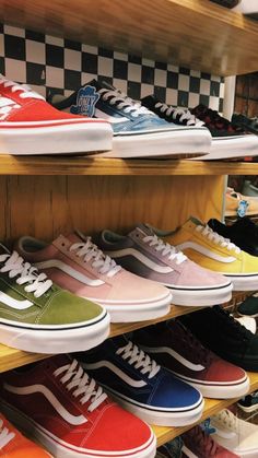 Shoes Collection Aesthetic, Vans Boots, Vans Aesthetic, Sneaker Closet, Collection Aesthetic, Sneaker Storage