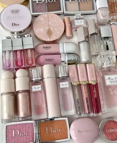 Pink Makeup, Makeup Items, Lip Glow