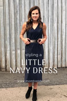 How to wear a navy dress in any season. #navydress #womensfashion #momfashion #outfitidea #ootd Easy Outfits, Outfit Inspiration Women, Everyday Casual Outfits, Effortlessly Chic Outfits