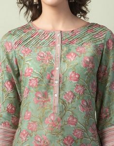 Simple Maxi, Neck Patterns, Salwar Neck Designs, Neck Lines, New Kurti Designs, Beautiful Neck, Kurta For Women