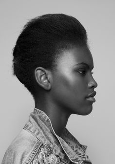 Amilna Estevão is the winner of the Elite Model Look Angola 2013 competition Amilna Estevão, African Woman Portrait, November Style, Chiaroscuro Lighting, Pigmented Skin, November Fashion, Teeny Weeny Afro, Africa Style