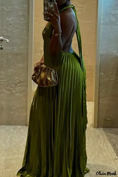 Olivia Mark - Elegant Long Maxi Dresses in Solid Colors Green Sundress Outfit, Sundress Outfit Black Women, Green Evening Dresses, Backless Sundress, Girl Green Dress, Pleated Fashion, Green Evening Dress, Dress Women Elegant, Women's Evening Dresses