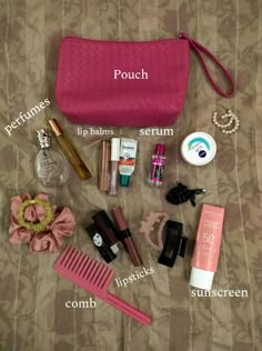 Makeup Pouch Essentials, Preppy Supplies, Toiletry Bag Essentials, School Makeup Bag, Cheap Skin Care Routine, Pink School Supplies, Summer Bag Essentials, Travel Backpack Essentials, Essential Aesthetic