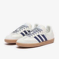 Womens Adidas Sneakers Outfit, Cute Shoes Outfits, Cute Addidas, Styling Sambas, Cool Shoes Women, Adidas Sambas Outfits Women, Adidas Women Shoes, Addias Shoes, Adidas Special