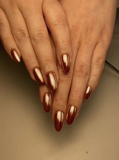 Chrome nails with bright orange gel polish base Burnt Orange With Gold Nails, Red Brown Chrome Nails, Auburn Chrome Nails, Orange Glazed Nails, Chrome Nails Burnt Orange, Rust Chrome Nails, Orange And Gold Nails Acrylic, Chrome Burnt Orange Nails, Cooper Chrome Nails