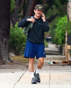 Mens Street Style Summer, Steven Yeun, Guys Fits, Summer Hiking Outfit, Mens Outfit Inspiration, Street Style Summer, Streetwear Men Outfits, Summer Outfits Men, Men Fits