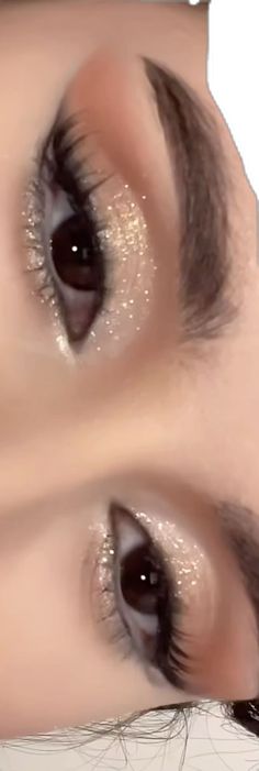 Sparkly Birthday Makeup, Makeup Ideas For A School Dance, Home Coming Makeup Looks, Formal Ball Makeup, Makeup Party Looks, Winter Ball Makeup Ideas, Makeup Ideas For 15, Quinseñeras Makeup Ideas, Cute Makeup Looks Eye Shadow