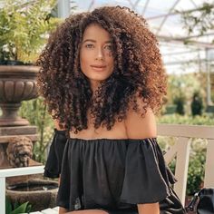 This is Why Your Wavy Hair Won't Clump | NaturallyCurly.com Coily Hair Styles, Hair Styles Summer, Frizz Free Curls, Hair Milk, Low Porosity Hair Products, Styles Summer, Stylish Haircuts, Coily Hair, Sleek Ponytail