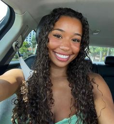 @matayasweeting Mataya Sweeting, Brunette Aesthetic, Beautiful Curly Hair, Pretty Smile, Photo Makeup, Brown Girl, Pretty Selfies, Brown Skin, Beautiful Smile