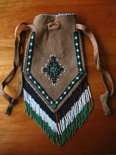 Rhyme Or Reason, Country Nature, Native American Dress, Native Designs, Sac Tote Bag, Indian Beadwork