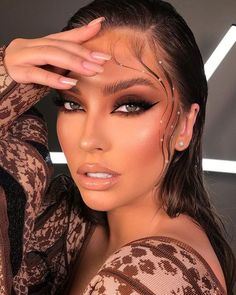 How To Be Beautiful, Competition Makeup, Shiny Makeup, Barbie Hairstyle, Natural Prom Makeup, Prom Eye Makeup, Barbie Makeup, Beautiful Hairstyles, Effortless Hairstyles