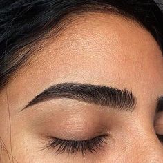 #browgoals Thick Brows Aesthetic, Ivana Santacruz, Eyebrows Goals, Brunette Aesthetic, Eyebrow Styles, Thick Brows, Bold Brows, Eyebrows On Fleek, Face Beat