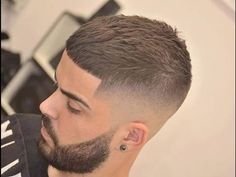 Fade Haircut With Beard, Top Haircuts For Men, Caesar Haircut, Fade Skin, Beard Haircut, Fresh Haircut, Skin Fade, Men's Short Hair