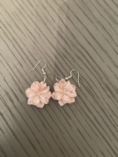 Pink flower earrings Flower Earrings, Pink Flowers, Jewelry Earrings Dangle, Dangle Drop Earrings, Dangle Earrings, Jewelry Earrings, Drop Earrings, Pink, Flowers