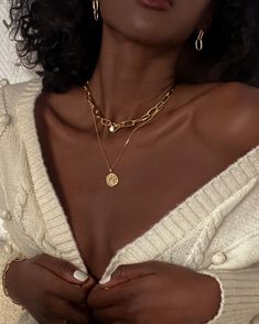 Gold Jewelry On Black Skin Girl, Seven Days In June, Dorothy Dandridge, Black Femininity, Fashion Project, Real Style, Seven Days