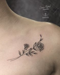 Simple Roses Tattoo Flower Tattoos Realistic, Roses Tattoo Simple, Rose Tattoos On Collar Bone, Rose Tattoos On Forearm, Rose Tattoo On Bicep, Women Rose Tattoo, Rose Tattoo With Stem, Simple Rose Tattoo Collar Bone, Rose Clavicle Tattoo