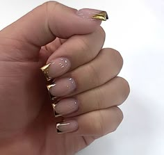 Gold French Tips, Cut Dog Nails, Gold French Tip, Short Coffin Nails Designs, Acrylic Nails Almond Shape, Henna Nails, Gold Acrylic Nails, Nail Trimming, Body Cosmetics