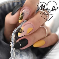 Shape Nails, Floral Nail, Gel Nails Diy, Matte Nails Design, Her Nails, Almond Acrylic Nails, Cute Gel Nails, Almond Shape, Dream Nails