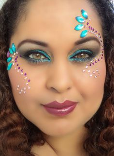 Carnaval Makeup, Makeup Carnaval, Carnaval Make-up, Fantasy Make-up, Rhinestone Makeup, Carnival Makeup, Festival Glitter, Dance Makeup, Glitter Face