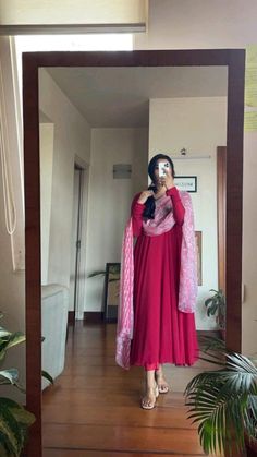 Photo Poses In Suit For Women, Stiched Dress, Plain Anarkali Suits, Indian Kurti Designs, Simple Frocks, Designer Gown, Simple Kurta Designs