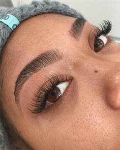 Natural Fake Eyelashes, Lash Ideas, Lashes Fake Eyelashes, Eyelash Extensions Styles, Perfect Eyelashes, Lash Extensions Styles, Natural Eyelash Extensions, Pretty Lashes, Long Eyelashes