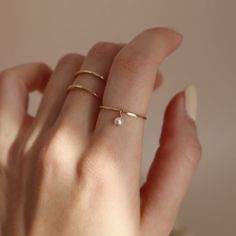 Perla Ring - Token Jewelry Woman Ring Gold, Minimal Rings Gold, Minimalistic Rings, Minimal Rings, Modern Gold Ring, Minimal Gold Jewelry, Minimal Gold, Dainty Rings, Ring Pearl