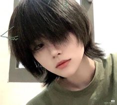 Boy Cut For Girl, Genshin Clothes, Hair Tomboy, Tomboy Hairstyles, Short Hair Tomboy, Asian Short Hair, Hair Inspiration Short, Best Style, Hair Reference