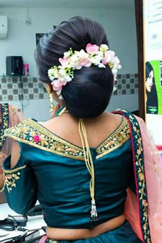 Indian Updo Hairstyles, Indian Updo, Bun Style, Braid Long Hair, Hair Styels, Hair Style Vedio, Beautiful Bridal Hair