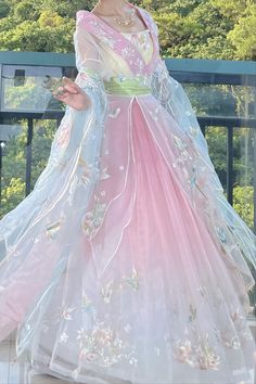 Kokomi Aesthetic Outfit, Kokomi Outfit Ideas, Pastel Fantasy Outfit, Japanese Princess Dress, Japanese Princess Kimono, Korean Hanbok Princesses, Aesthetic Kimono, Hanfu Wedding Dress