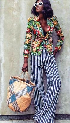 Cool Summer Outfits, Smart Outfit, Stripe Outfits, Floral Blazer, Cooler Look, Instagram Outfits, Looks Style