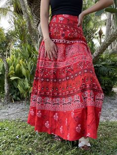 #mogulinterior #bohemianclothing #wrapskirt #redskirt Hippy Pants, Patchwork Skirts, Long Flowing Dresses, Beach Maxi Skirt, Long Wrap Skirt, Cruise Dress, Wrap Skirts, Bohemian Skirt