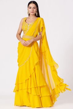 Saree Net, Haldi Outfits, Blouse Design Images, Georgette Blouse, Haldi Ceremony, New Address, Indian Fashion Designers