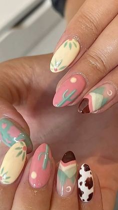 Chicken Nails, Cowboy Nails, Western Nails, Retro Nails, Fancy Nails Designs, Animal Print Nails, Summery Nails, Cute Acrylic Nail Designs, Cute Gel Nails