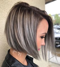 Angle Brown Bob With Gray Balayage Gray Balayage, Short Hairstyles For Thick Hair, Short Layered Haircuts, Bob Hair, Short Hair With Layers, Blonde Balayage