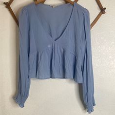 Nwot La Hearts Deep V-Neck Baby Blue Crop Top Medium See Pics For Best Description Questions? Leave A Comment Below! Cute Light Blue V-neck Top, Blue Crop Top, Blue Crop Tops, Deep V Neck, Deep V, Baby Blue, Crop Top, Womens Tops, Crop Tops