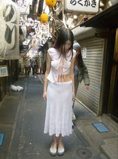 Tokyo Fashion, 90s Fashion, Look Fashion, Passion For Fashion, Pretty Outfits, Fashion Inspo Outfits, Spring Fashion, Cool Girl, Ruffles