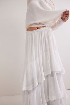 Clementine Maxi Skirt Maxi Skirt Style, Ruffle Maxi Skirt, Free People Maxi, Latest Skirts, Free People Skirt, Sweater Collection, Oversized Style, Green Skirt, Layered Look