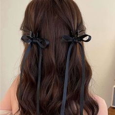 Super Cute And Stylish Ships In 5-10 Business Days Ribbon Hairstyle, Peinados Fáciles Para Cabello Corto, Ribbon Hair, Hair Claws & Clips, Aesthetic Hair, Ribbon Bow, Hair Claw, Pretty Hairstyles, Hair Bow