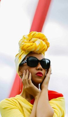 {Grow Lust Worthy Hair FASTER Naturally} ========================== Go To: www.HairTriggerr.com ========================== Make a Statement Yellow Headwrap! Twisted Hair, Leandra Medine, Giovanna Battaglia, Pelo Afro, Fashion Blogs, Head Ties, Head Wrap Scarf