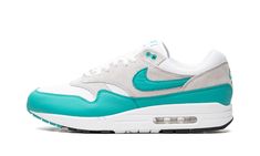 Retro Running Shoes, Low Air Jordan 1, Nike Air Max 1, Sneaker Release, Nike Dunk High, Nike Shox, Air Jordan 3, Mens Nike Air, Nike Air Max Plus