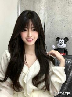 Filipino Wispy Bangs, Asain Girl Long Black Hair, Korean Hairstyles Women Long Bangs, Bangstyle Hair Long Korean, Long Wavy Hair With Bangs Round Face, Korean Hairstyles Women Long, Korean Bangstyle Hair, Korean Bangs Hairstyle Round Face