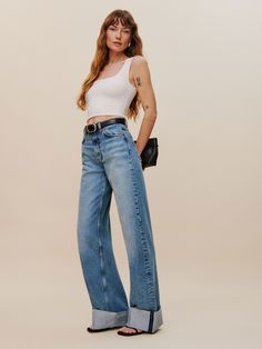 Sustainable looks good on you. Wife Leg Jeans, Wide Leg Jeans Outfit, Interview Outfits, Sustainable Denim, 2024 Outfits, Chic Winter Outfits, Cuffed Jeans, Celebrity Lifestyle, Denim Trends