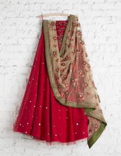 SwatiManish Lehengas SMF LEH 122 17 Valentine red badla lehenga with floral threadwork dupatta and red sequin threawork blouse Lehenga With Golden Blouse, Cherry Red Lehenga, Chaniya Choli Wedding, Simple Lehenga, Lehnga Dress, Green Lehenga, Red Lehenga, Desi Clothes