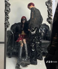 Y2k Goth Fashion, Nana Cosplay, Matching Couples Outfits, Goth Couple, Couples Outfits, Thug Style, Classy Couple, Y2k Goth, Matching Outfit