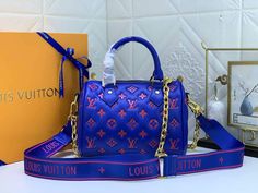 Fancy Handbags, Extraordinary Clothes, Flower Bags, Lv Handbag, Blue Handbag, Dream Bag, Blue Handbags