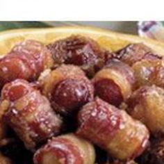 Gotta Have Munchies for a card party this weekend. This is just the Trick.  Make Sure You make Lots, your Guests will want more. Easy to wrap the mini Dogs or Sausages, with B Pork Bacon, Bacon Sausage, Meat Appetizers, Sausage Rolls, Easy Beef, Beef Dinner, Dog Recipes, Sweet Chili, Recipe Details