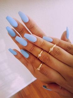 Tíś thé śéáśóń fór béátífúł náíłś Nails And Rings, Blue Acrylic Nails, Coffin Nails Long, Acrylic Nails Coffin Short, Summer Acrylic Nails, Coffin Nails Designs, Pretty Acrylic Nails