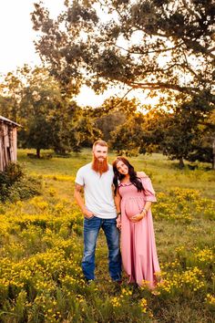 The perfect maternity photoshoot dress doesn't exis- 😍🤍 📸 sjay_h in our Bump Friendly Off Shoulder Pink Maxi Dress for Photoshoots and Beach Garden Events #maternity #photoshoot #photography Flowy Maternity Dress, Maternity Photoshoot Dress, Photoshoot Style, Beach Garden, Maternity Dresses For Photoshoot, Photoshoot Dress, Beach Gardens, Pink Maxi