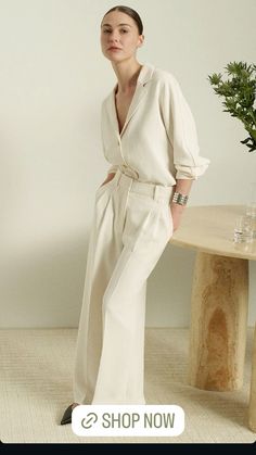 Effortless Pant Outfit, Aritzia Effortless Pant Outfit, Aritzia Effortless Pant, Effortless Pant, Crepe Trousers, Knife Pleats, Aritzia Pants, Classy Casual, Suit Style